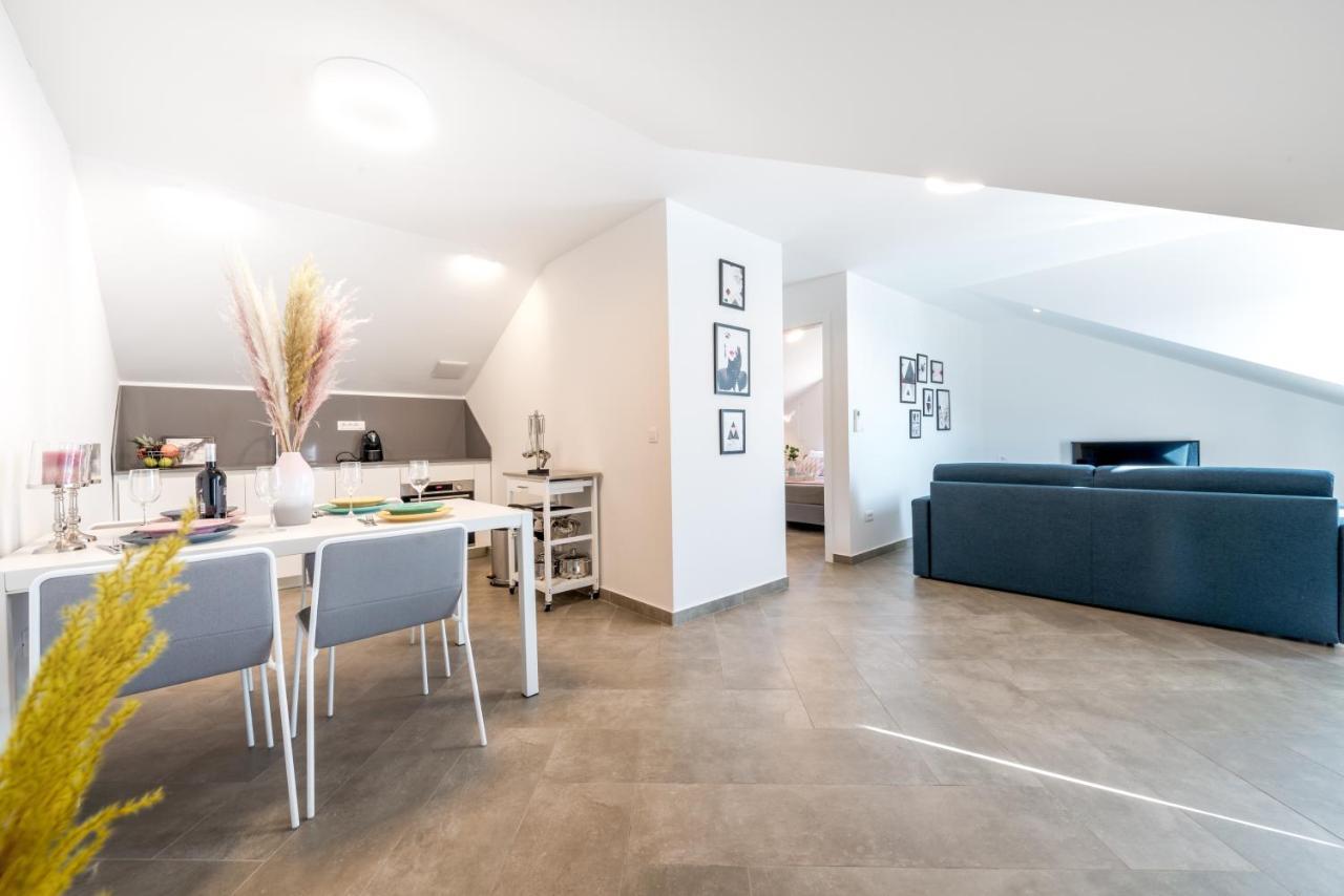 Apartments Villa Poco Loco Mlini Kültér fotó